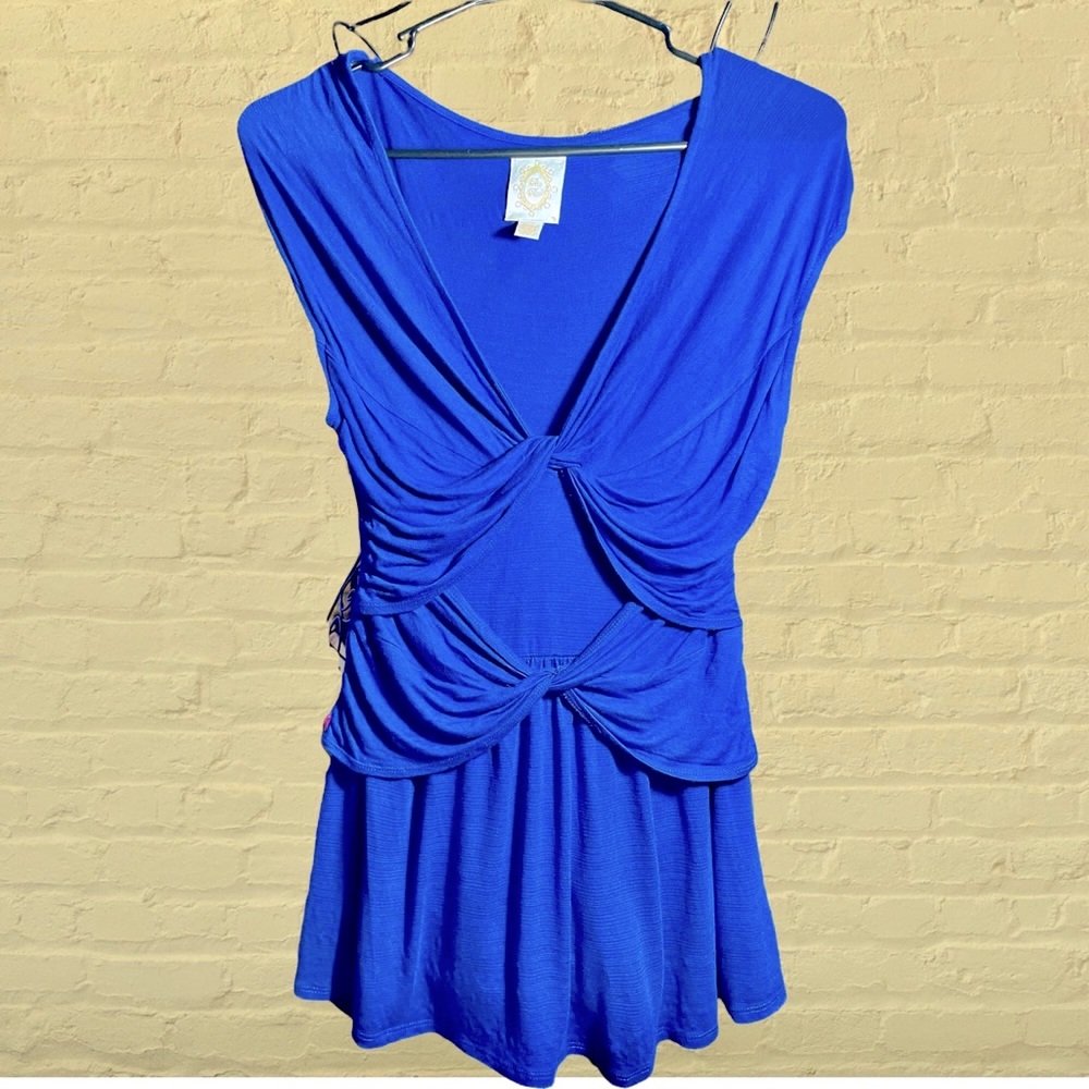 🔔3 FOR $25-RIO RAC DOUBLE TWIST FLARE WAIST TOP W/MID SECTION CUT OUTS SZ MED